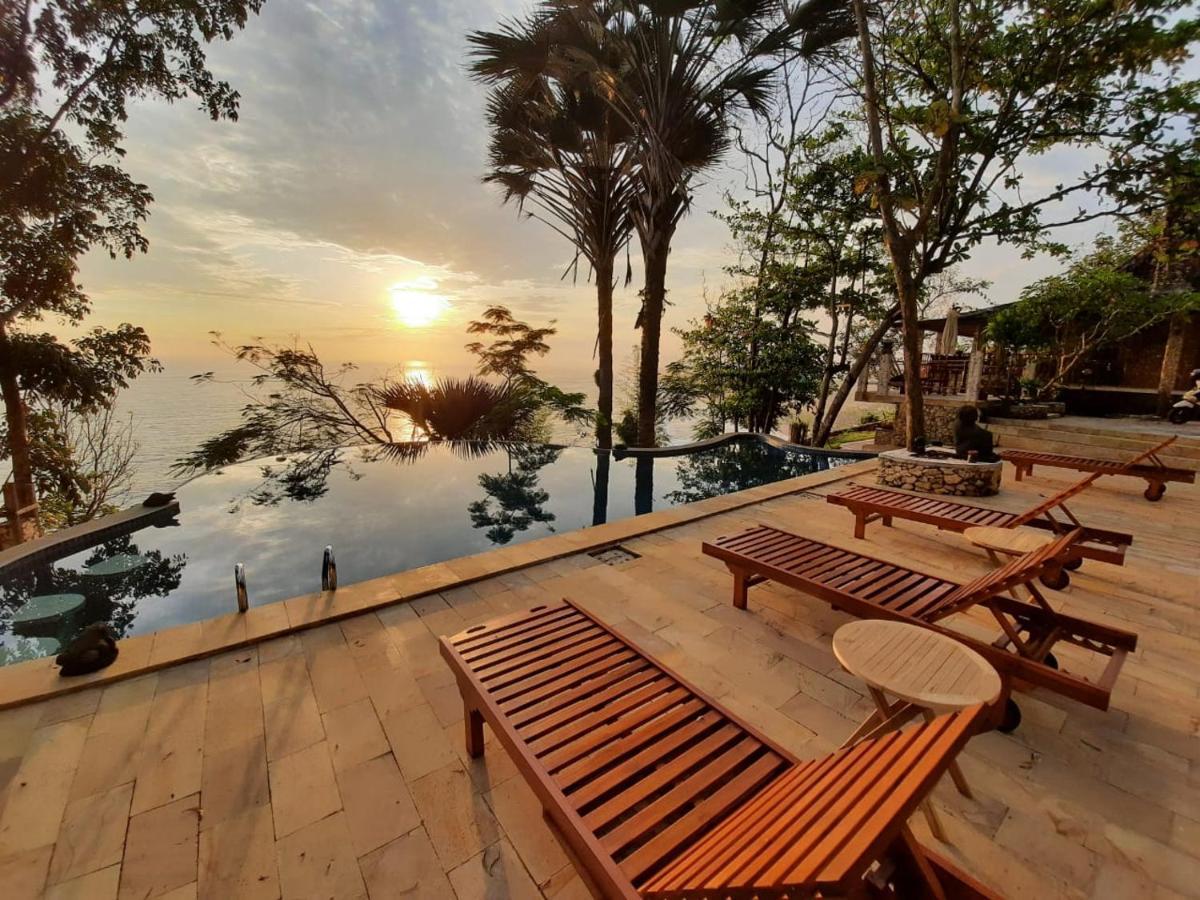 Edge Resort, Yogyakarta Parangtritis Exterior photo
